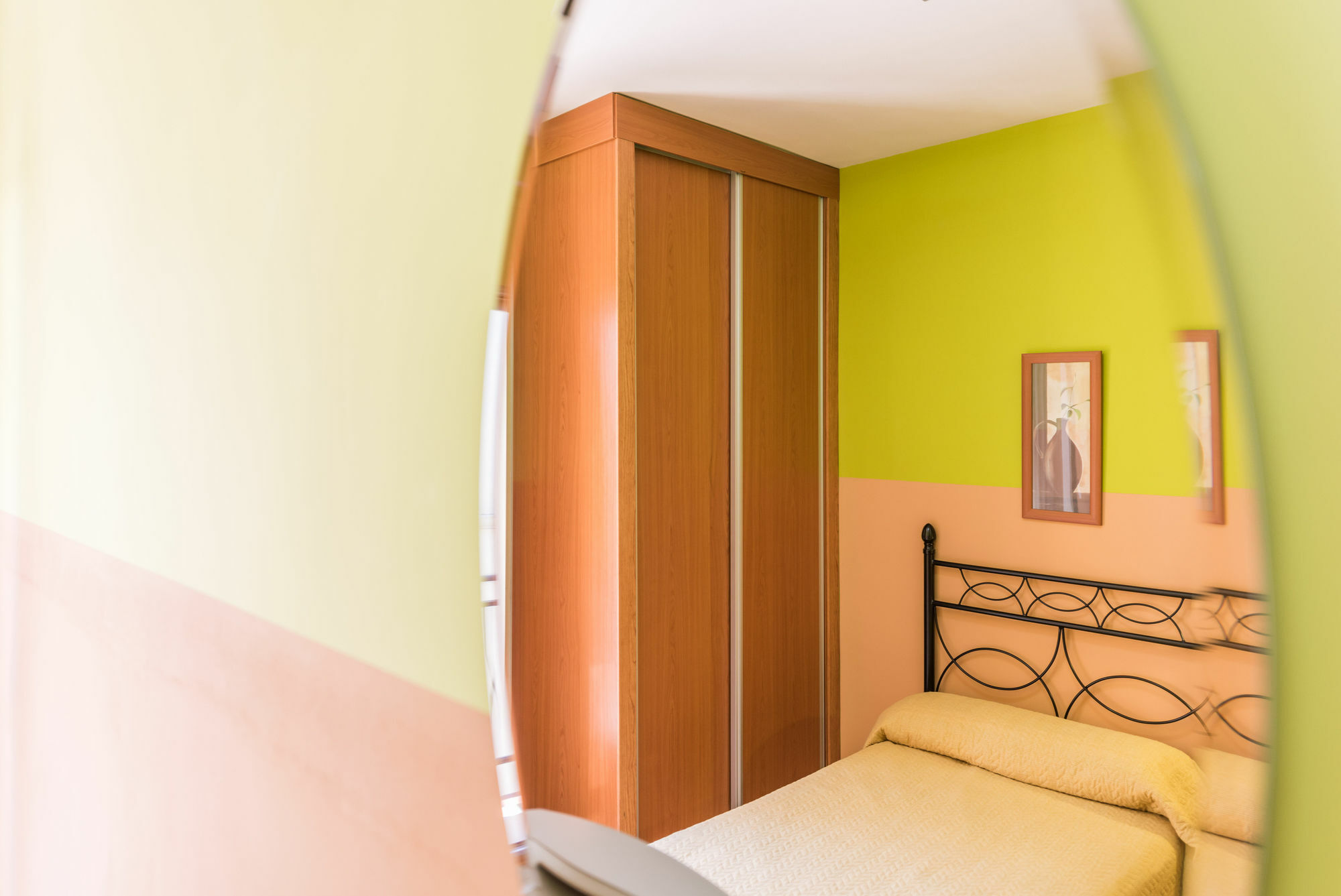 Hostal Arkanta Arganda Del Rey Buitenkant foto