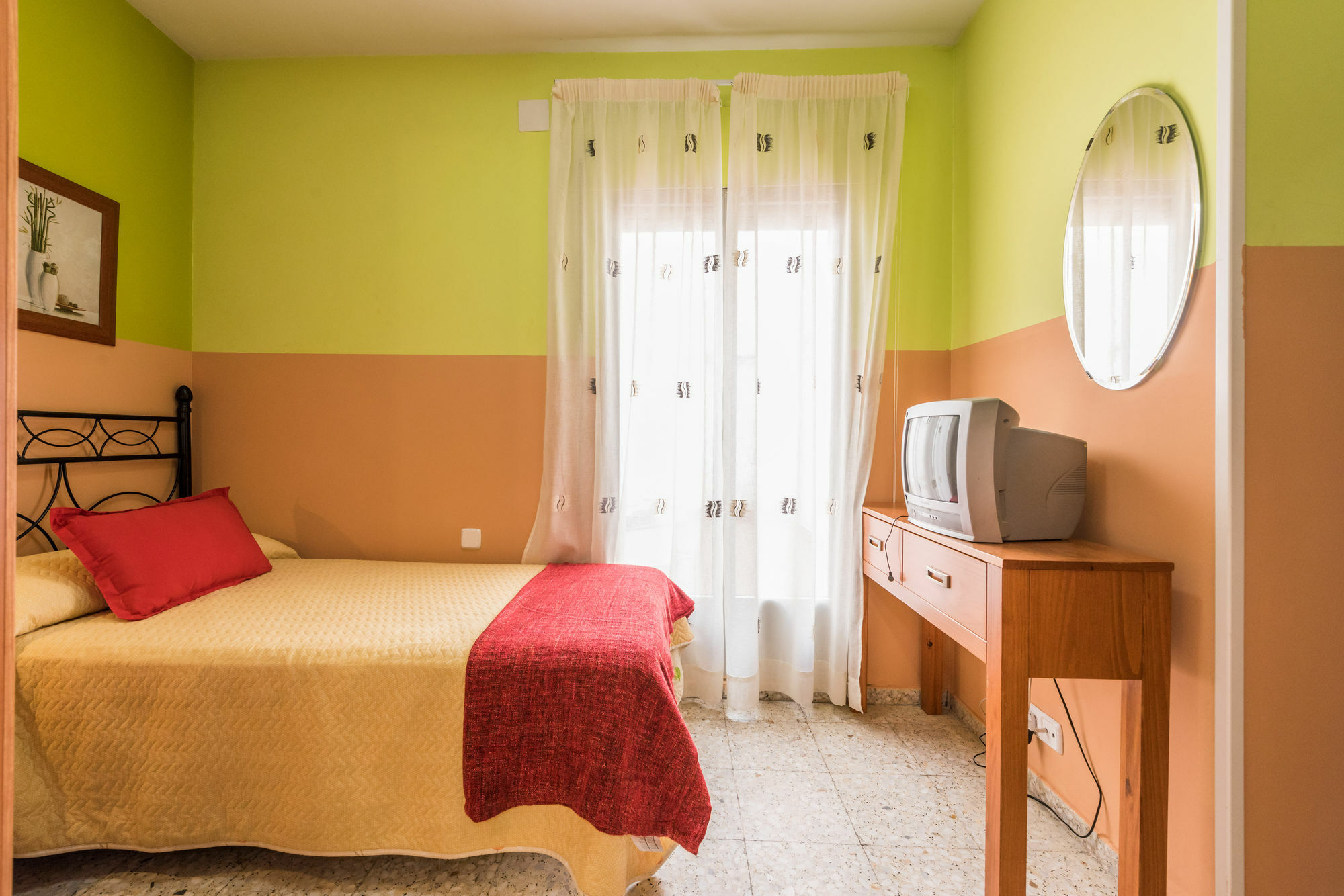 Hostal Arkanta Arganda Del Rey Buitenkant foto